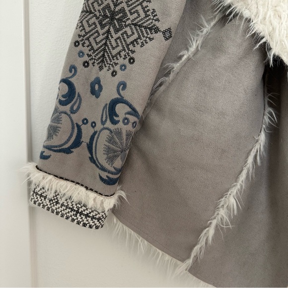 Johnny Was boho suede shearling jacket - Picture 3 of 6